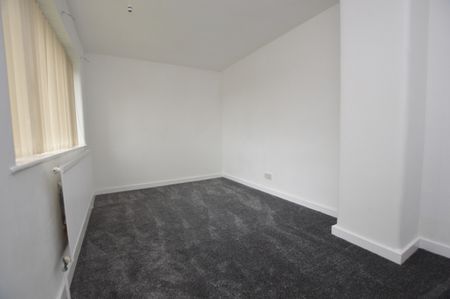 2 Bedroom Town House - Photo 3