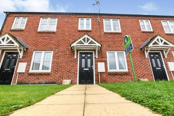 2 bedroom terraced house to rent - Photo 1