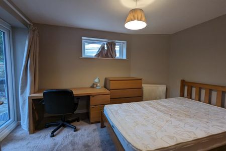 5 bedroom terraced house to rent - Photo 3