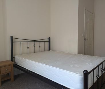 1 bedroom house of multiple occupation to rent - Photo 1