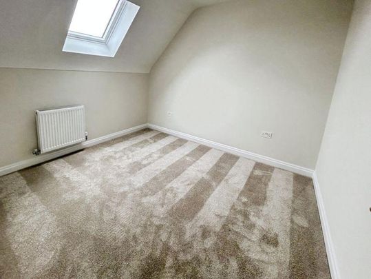 2 bedroom penthouse to rent - Photo 1