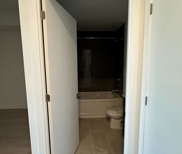 For Lease - 2501 Saw Whet Boulevard Unit# 526, Oakville, Ontario - Photo 4