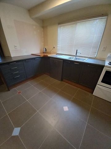 Few Minutes Walk to Porirua Station - Photo 2