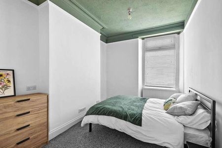 Sydney Street, Stonehouse, Plymouth, PL1 - Photo 2