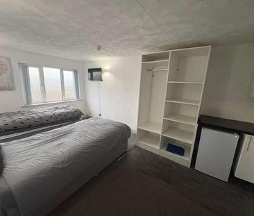 W Apart Hotel, Rochdale Road, Oldham, OL3 - Photo 3