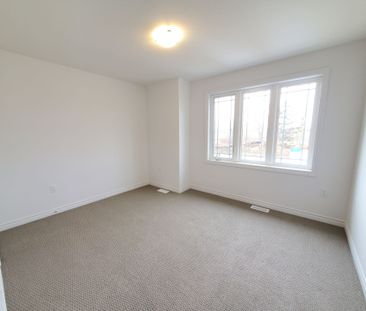 For Lease - 474 Blackburn Drive, Brantford, Ontario - Photo 5