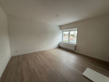 ERPE - MERE - Gerenoveerde rijwoning met tuin. - Photo 3