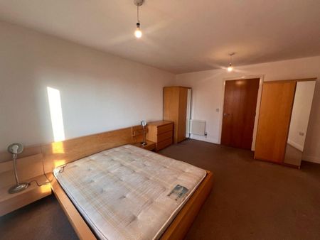 1 bedroom Flat To Let - Photo 5