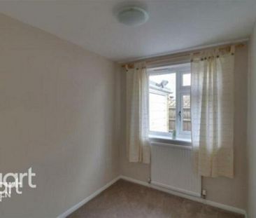 3 bedroom detached bungalow to rent - Photo 6