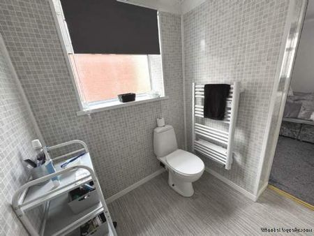 1 bedroom property to rent in Blackpool - Photo 5