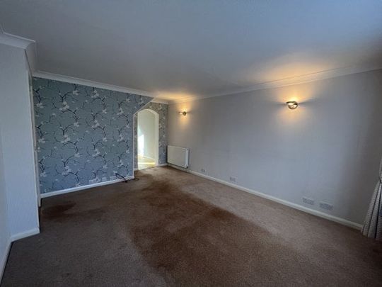 Molescroft way, Tonbridge - Photo 1