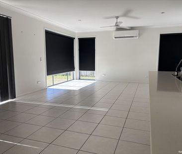 Spacious Family Living in Prime Urraween Location - Photo 5
