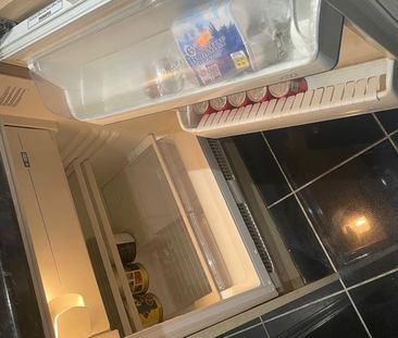 2 Bed Flat, Isle Of Dogs, E14 - Photo 5