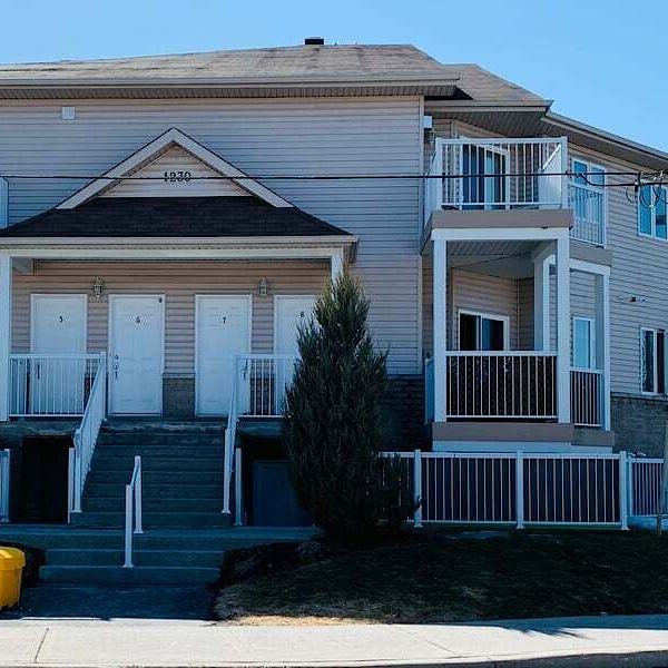 1230 Marenger St, Ottawa - Photo 1