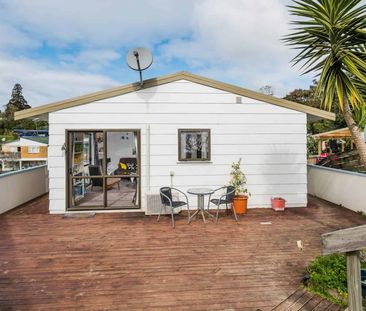 2 Bedroom Home for Rent - Handy Location - Photo 3