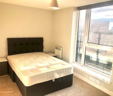 1 Bed Flat, Bridgewater Point, M5 - Photo 3