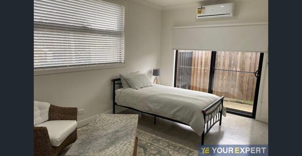 Modern Rooming house! ROOM 6 & 7 AVAILABLE NOW !!!! - Photo 1