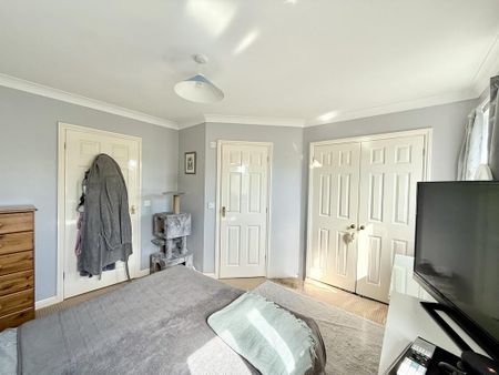 3 bedroom end of terrace house to rent - Photo 4