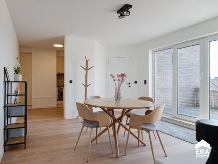 Vernieuwd duplexapp met 3 slp en terras in centrum Alken - Photo 3