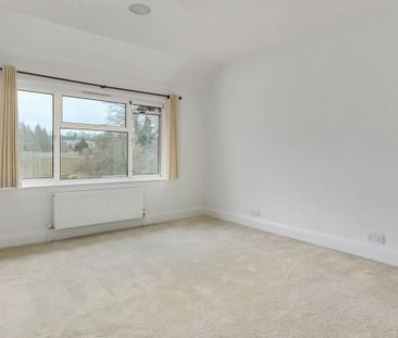 6 bedroom detached house to rent - Photo 5