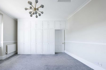 5 bedroom townhouse to rent - Photo 4