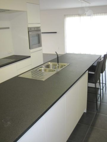 Appartement te huur - Photo 2
