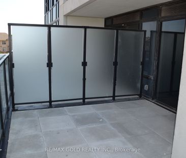 For Lease - 3200 William Coltson Avenue Unit# 323, Oakville, Ontario - Photo 3