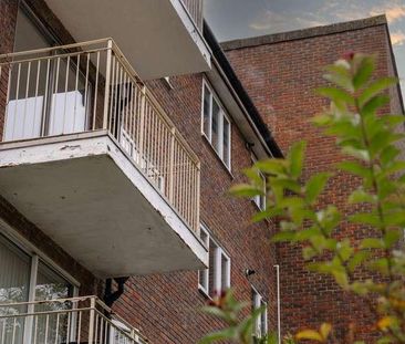 Asquith House, Banstead, SM7 - Photo 4