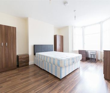 4 bedroom maisonette to rent - Photo 3