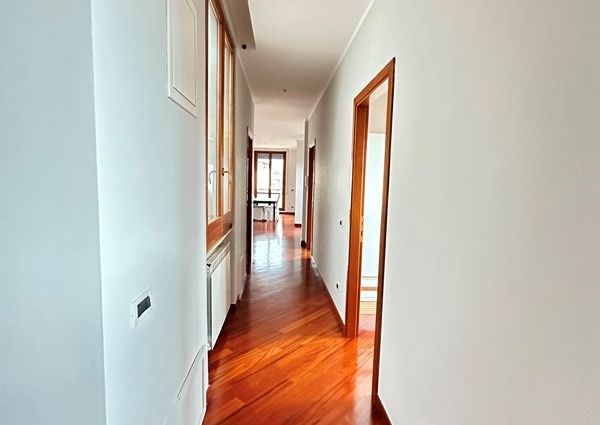 Appartamento in affitto a Velletri