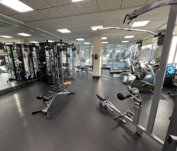 For Lease - 3504 Hurontario Street Unit# 2108, Mississauga, Ontario - Photo 4