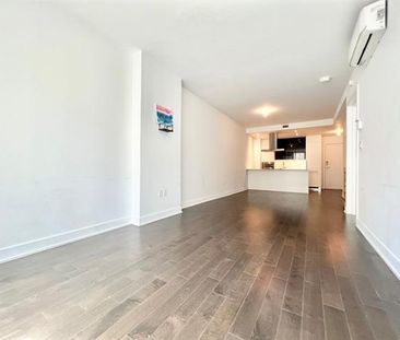 1239 Rue Drummond - Photo 1