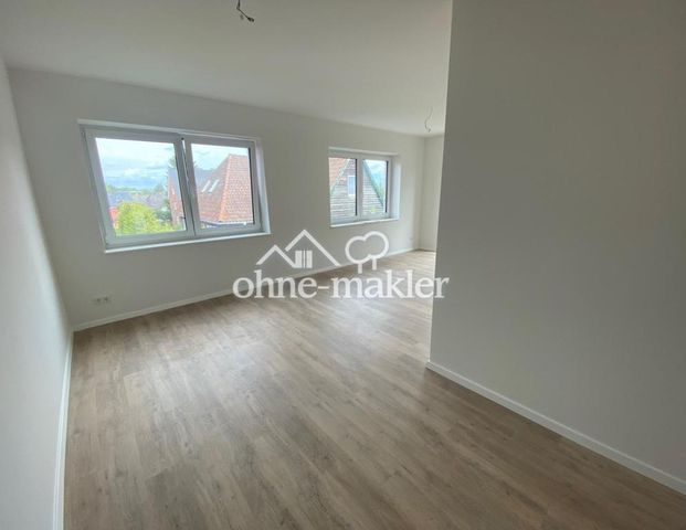 ERSTBEZUG / PROVISIONSFREI: Einzigartige 2-Raum-Whg. m. exklusiver 47m² Dachterrasse u. Stellplatz - Foto 1