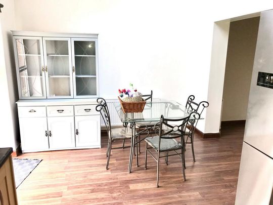 3 bedroom flat to rent - Photo 1