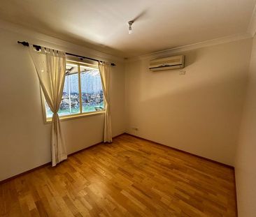 Three Bedroom Home in Sumner - Photo 4