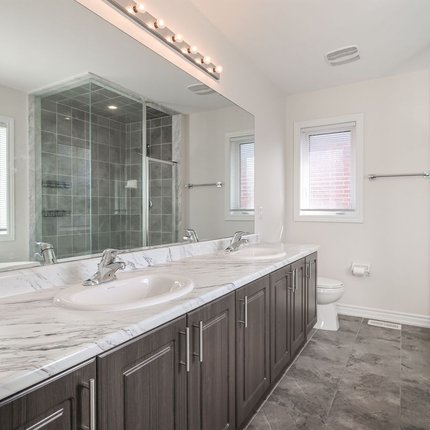 For Lease - 1417 Farrow Crescent, Innisfil, Ontario - Photo 1