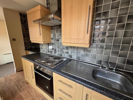 1 bedroom flat to rent - Photo 3