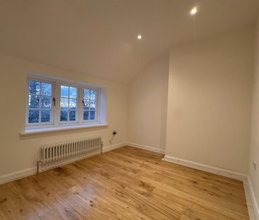 2 bedroom cottage to rent - Photo 2