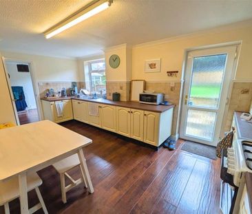 3 Bedroom Detached To Let - Photo 1