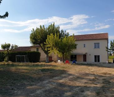 Mas de 145 m² avec 5 chambres sur 1000 m² de terrain - Photo 3