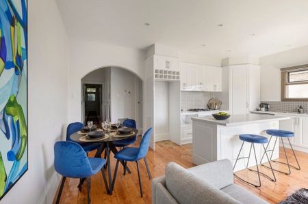 31 Denmark Street, Kew - Photo 2