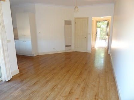 A MUST SEE 2 BEDROOM DUPLEX! - Photo 2