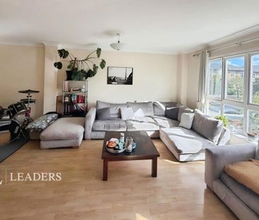 3 bedroom house to rent Longworth Avenue, Chesterton, Cambridge, CB4 - Photo 3