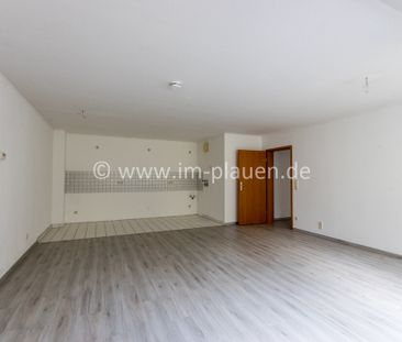 Großzügige 2-Zimmer-Wohnung mit Aufzug & Wohnküche im Zentrum von A... - Foto 1