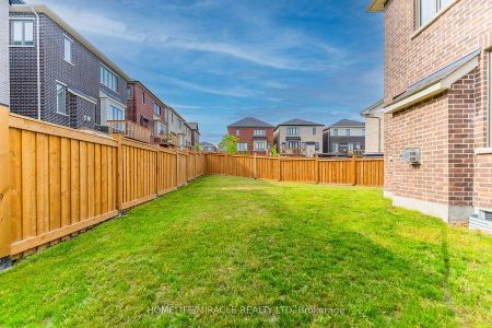 For Lease - 3059 Hollyberry Trail, Pickering, Ontario - Photo 5