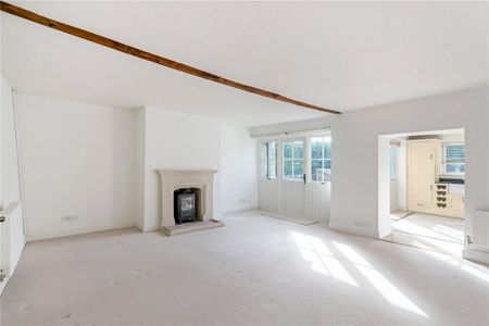 3 bedroom detached house to rent - Photo 2