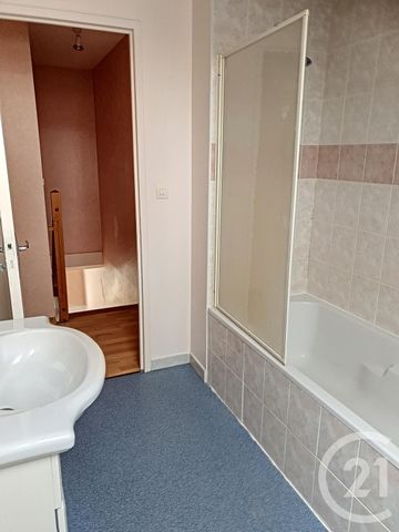 Location Maison 3 pièces 65m² LA CHAPELLE ST LUC 10600 - Photo 2