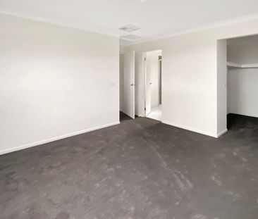 Family Home with Views - Photo 2