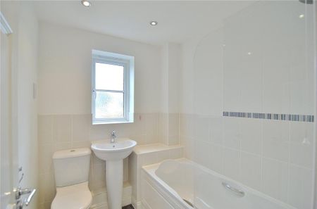 3 bedroom terraced house to rent - Photo 5