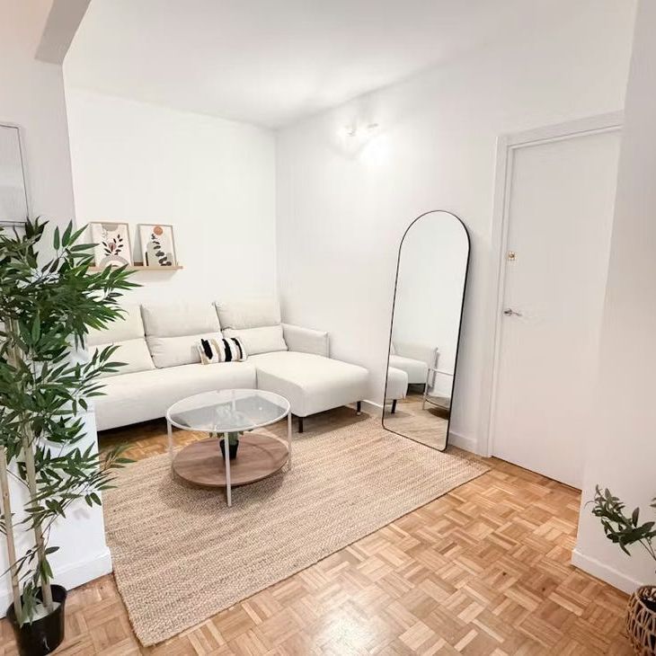 Calle del Doctor Esquerdo, Madrid, Community of Madrid 28007 - Photo 1